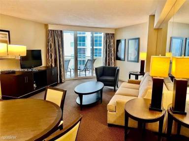 Main picture of 17315 Collins Ave