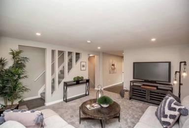 Main picture of 4169 Eastern Ave