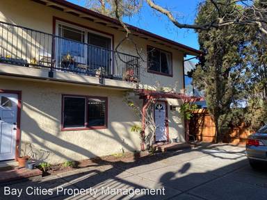 Main picture of 1729B Delaware St