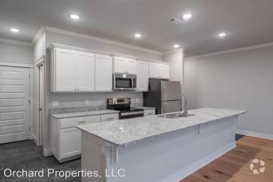 Main picture of Sycamore Heights Townhomes
