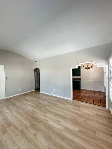 Main picture of 6436 Orange St