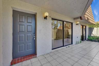 Main picture of 1501 SW 110th Way