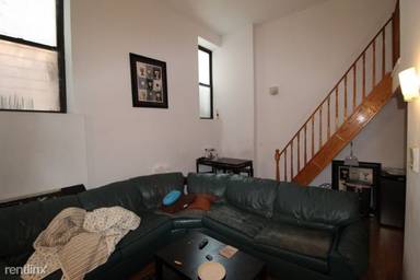 Main picture of 207 East 37th St