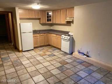 Main picture of 471 Massachusetts Ave