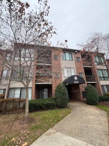 Main picture of 18120 Chalet Dr
