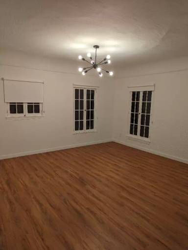 Main picture of 2040 Argyle Ave