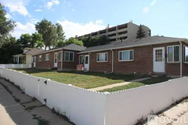 Main picture of 2285 Depew St