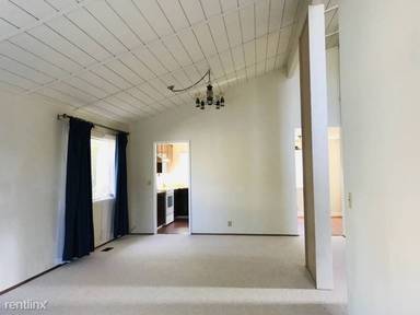 Main picture of 948 W Olive Ave