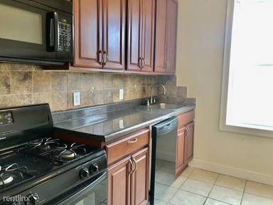 Main picture of 266 Monticello Ave