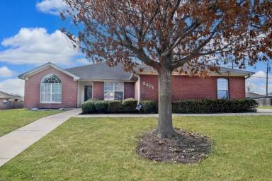 Main picture of 5607 White Rock Dr