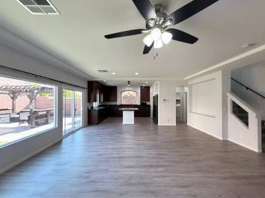 Main picture of 5384 Ledgewood Creek Ave