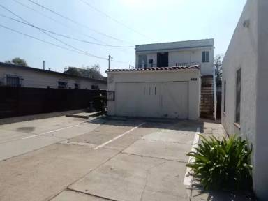 Main picture of 2116 E 20th St