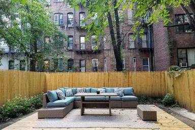 Main picture of 518 E 83rd St