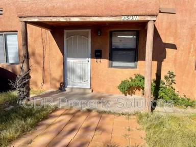 Main picture of 3531 Ross Ave SE
