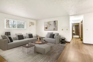 Main picture of Westchester Square Apartments