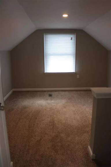 Main picture of 13045 Walnut St