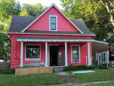 Main picture of 213 E Cypress St