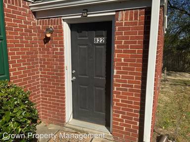 Main picture of 820 Raleigh St
