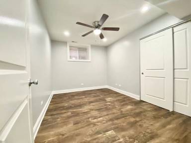 Main picture of 4506 N Sheridan Rd