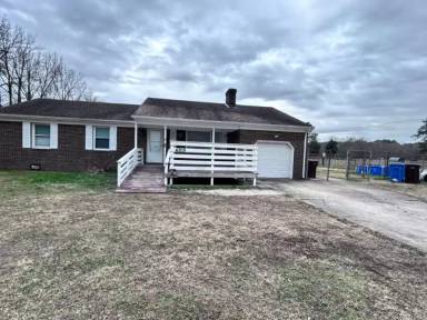 Main picture of 4309 East Rd