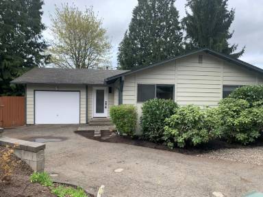 Main picture of 17615 Valley Circle Dr