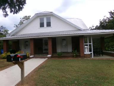 Main picture of 133 Harwood St