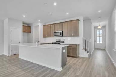 Main picture of 4719 Canary Diamond Dr