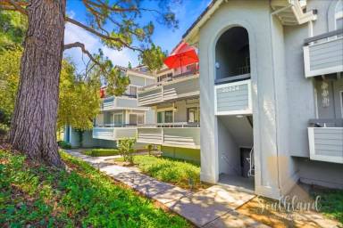 Main picture of 26824 Claudette St