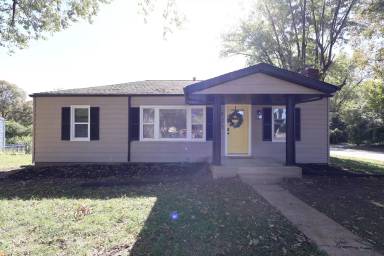 Main picture of 121 Belt Ave