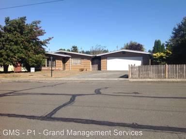 Main picture of 2535 Marion St