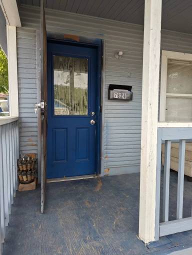 Main picture of 7621 Canal St