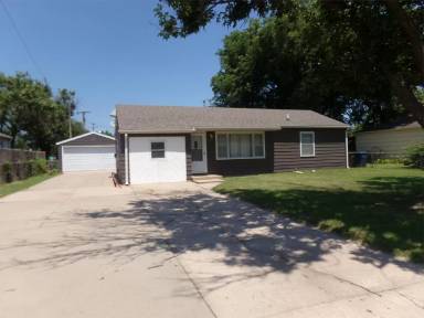 Main picture of 1010 College Ln