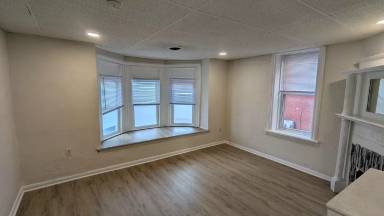 Main picture of 3229 Joe Hammer Sq