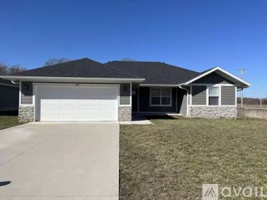Main picture of 836 N Vermillion Dr