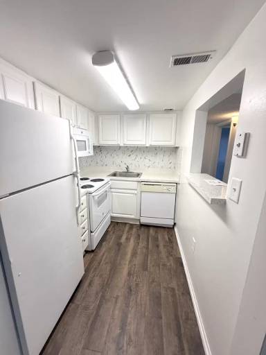 Main picture of Windmill Point Apartments