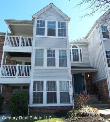 Main picture of 903 Woodbridge Ct