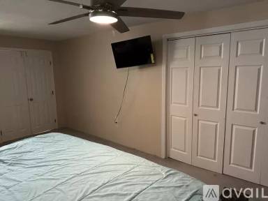 Main picture of Woodcrest Condominiums