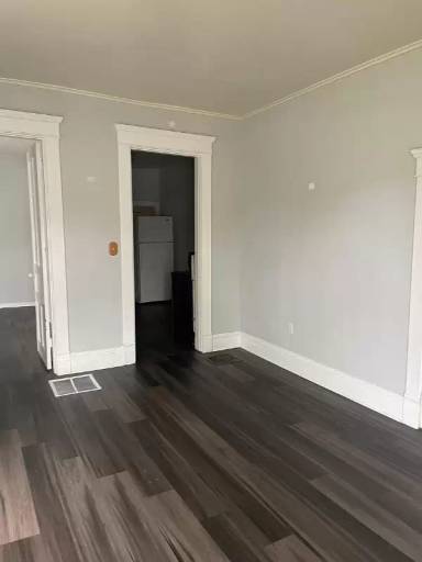 Main picture of 205 E South St