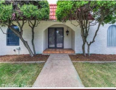 Main picture of 8200 NW 114th St