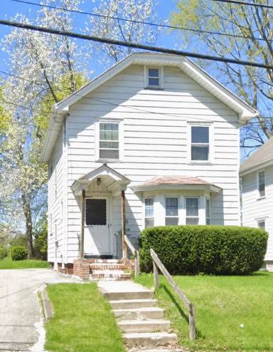 Main picture of 39 Cummings St