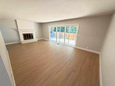 Main picture of 2083 Donald Dr