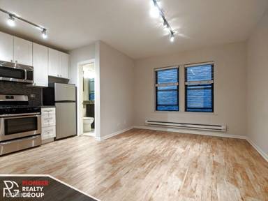 Main picture of 2904 W Palmer St