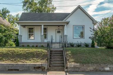Main picture of 302 Neill Ave
