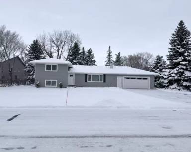Main picture of 55 Captain Marsh Dr