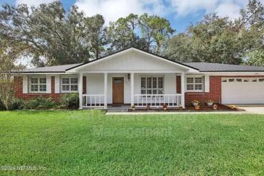 Main picture of 960 Grape Ln