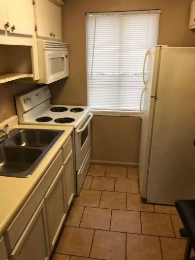 Main picture of 449 N Ross St