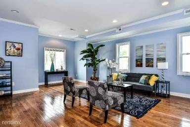 Main picture of 655 16th St NE