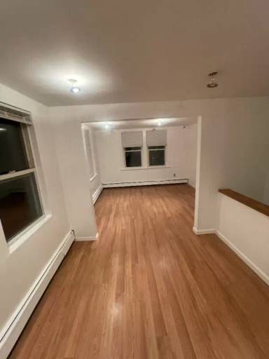 Main picture of 2554 Paulding Ave