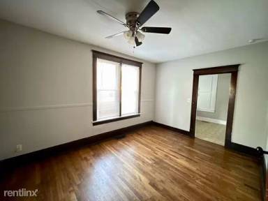 Main picture of 310 W 4th St