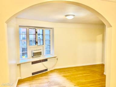 Main picture of 1 Jane St